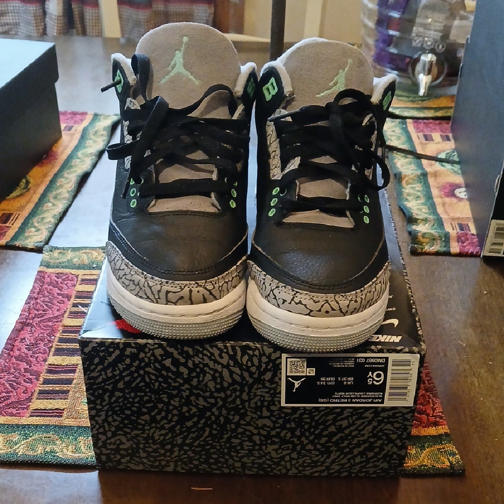 Jordan Black and Gray Sneakers with Iconic Design